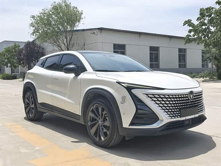 Фото 10 - Changan UNI-T