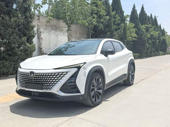 Фото 2 - Changan UNI-T