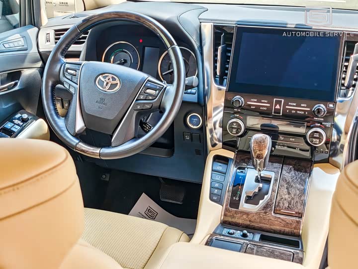 Фото 6 - Toyota Alphard