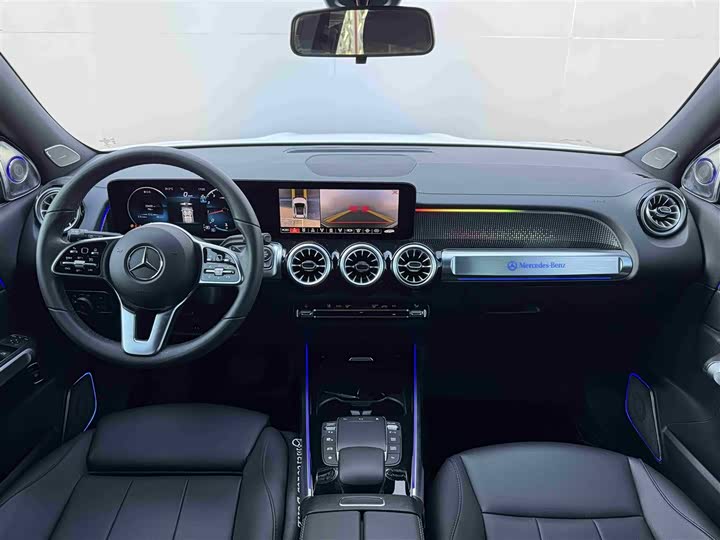Фото 7 - Mercedes-Benz GLB-Class