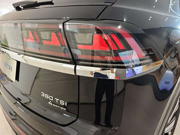 Фото 21 - Volkswagen Teramont X