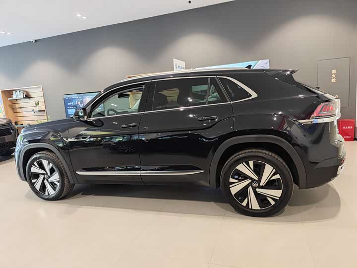 Фото 24 - Volkswagen Teramont X