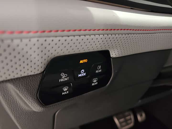 Фото 9 - Volkswagen Teramont X