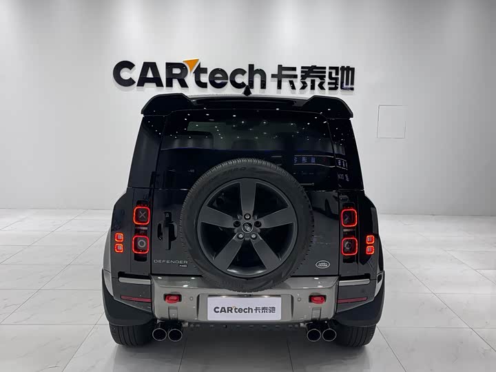 Фото 18 - Land Rover Defender