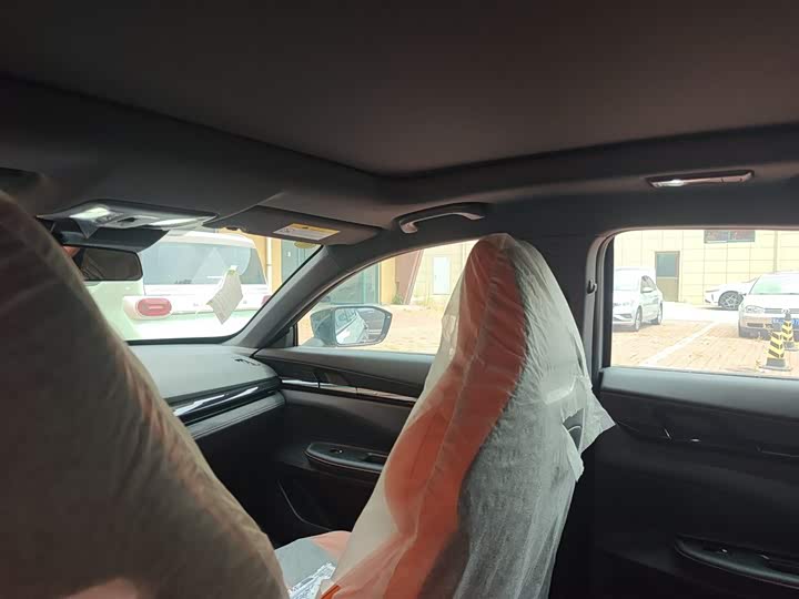 Фото 18 - Changan UNI-V