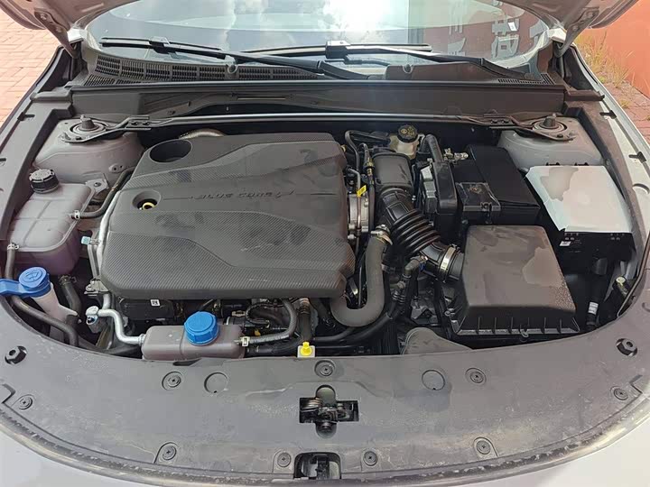 Фото 20 - Changan UNI-V