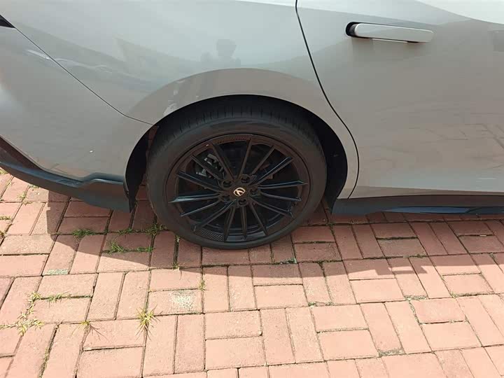 Фото 30 - Changan UNI-V