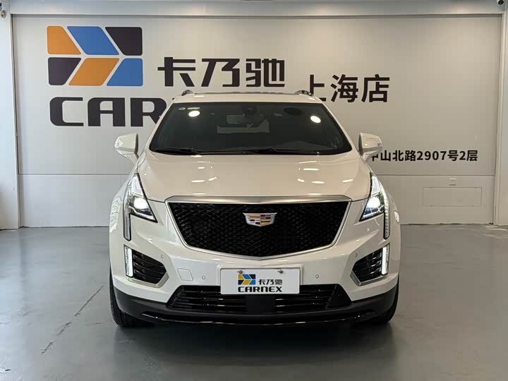 Фото 2 - Cadillac XT5