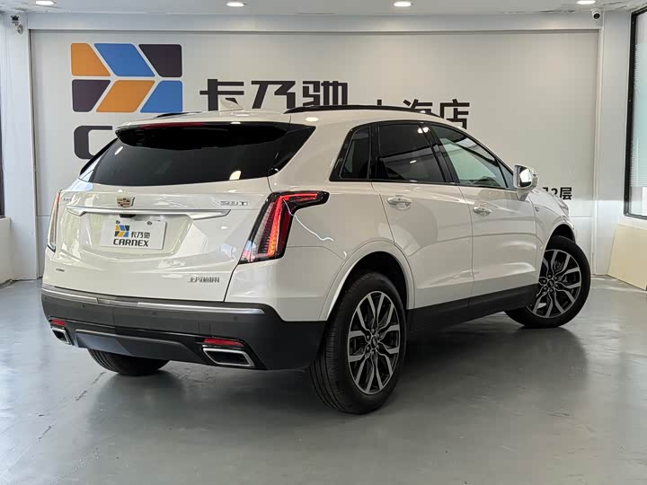 Фото 5 - Cadillac XT5