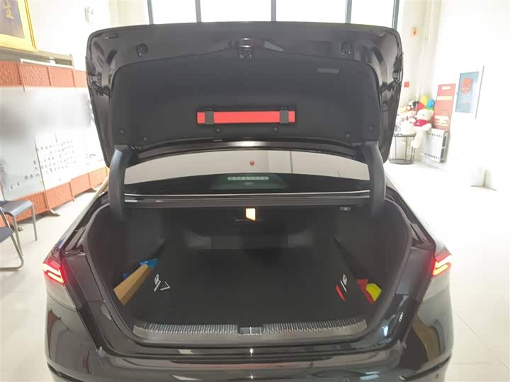 Фото 19 - Honda Accord