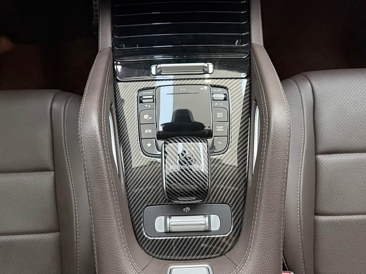 Фото 16 - Mercedes-Benz GLS-Class