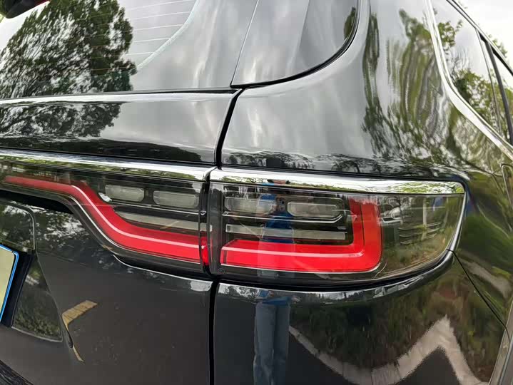 Фото 34 - Jeep Grand Commander