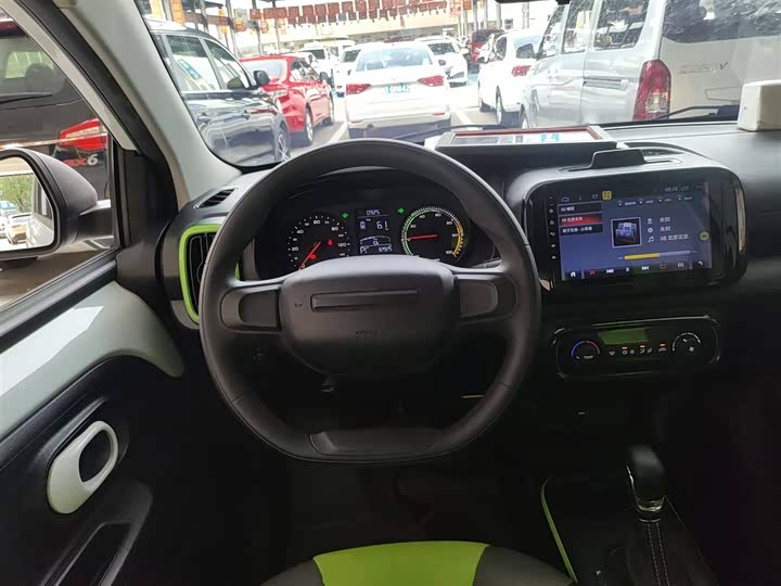 Фото 11 - Roewe Clever