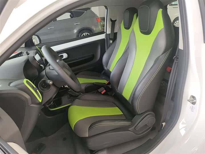 Фото 15 - Roewe Clever