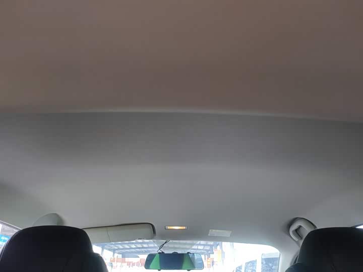 Фото 18 - Roewe Clever