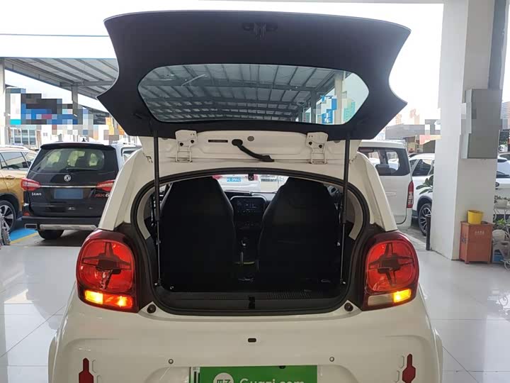 Фото 19 - Roewe Clever