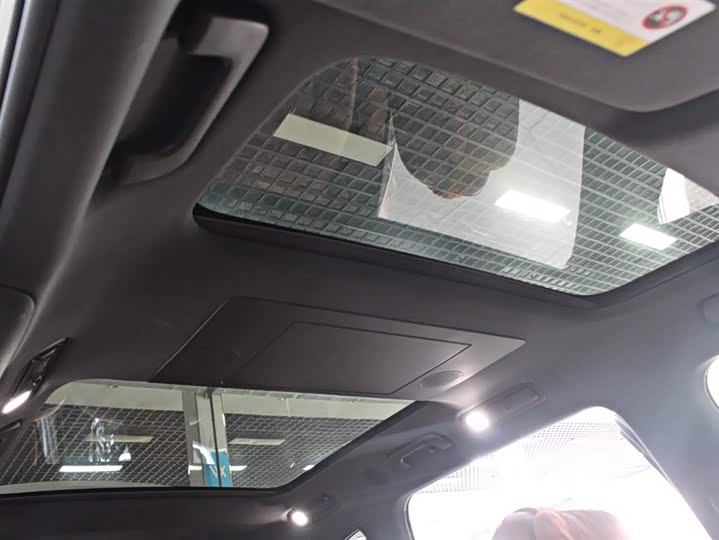 Фото 8 - LiXiang L8