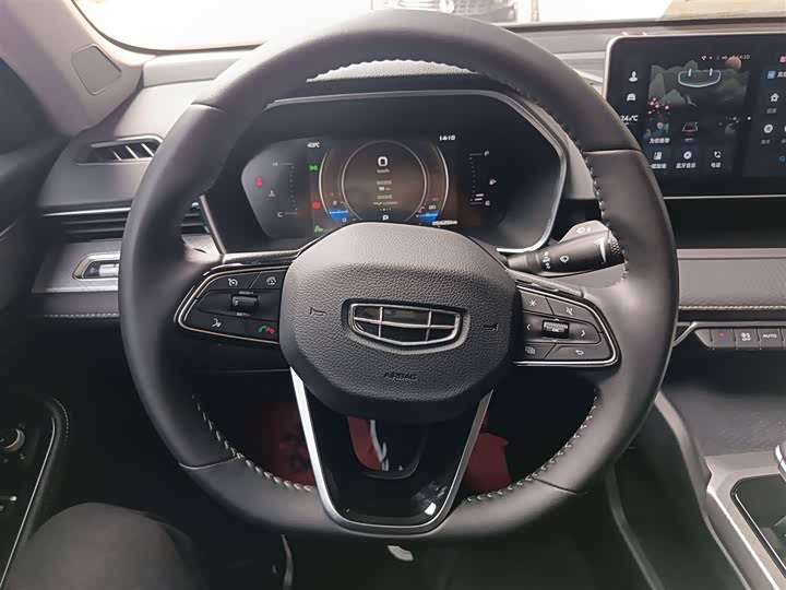 Фото 11 - Geely Preface