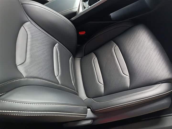 Фото 25 - Geely Preface