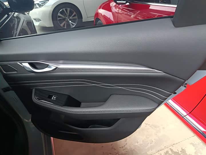 Фото 27 - Geely Preface