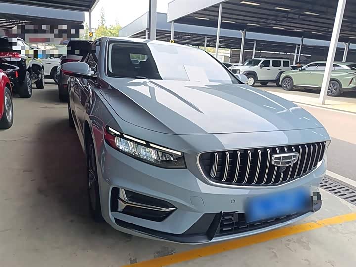 Фото 4 - Geely Preface