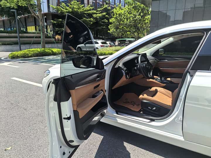 Фото 12 - BMW 6 Series GT