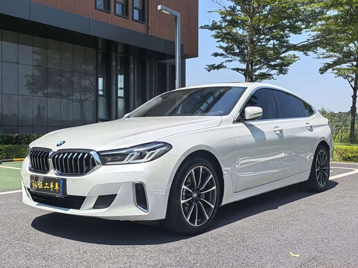 Фото 2 - BMW 6 Series GT