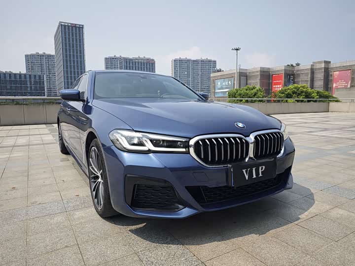 Фото 3 - BMW 5 Series