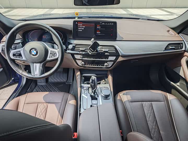 Фото 5 - BMW 5 Series