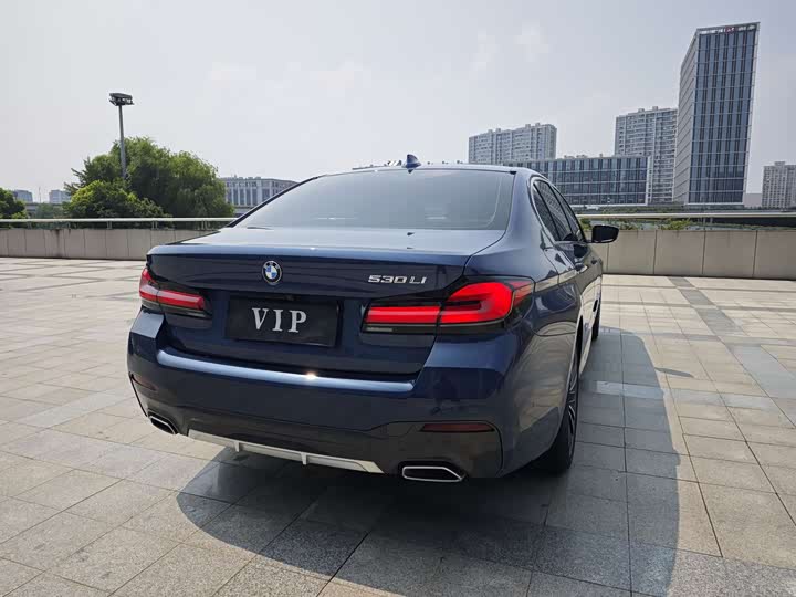 Фото 9 - BMW 5 Series