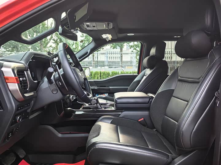 Фото 8 - Ford F-150 Raptor