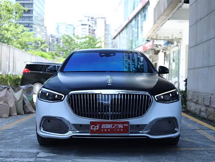 Фото 2 - Mercedes-Benz Maybach S-Class