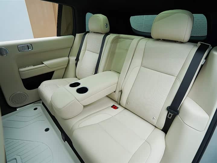 Фото 14 - LiXiang L7