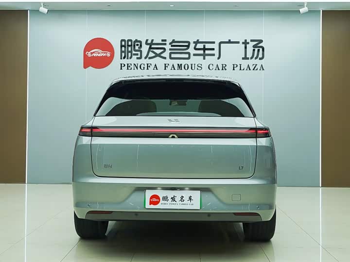 Фото 19 - LiXiang L7