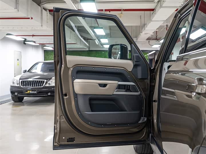 Фото 6 - Land Rover Defender