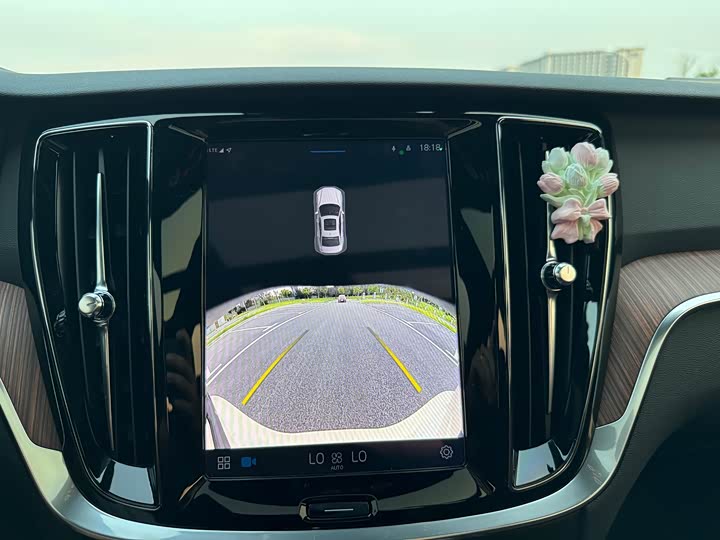 Фото 14 - Volvo S60