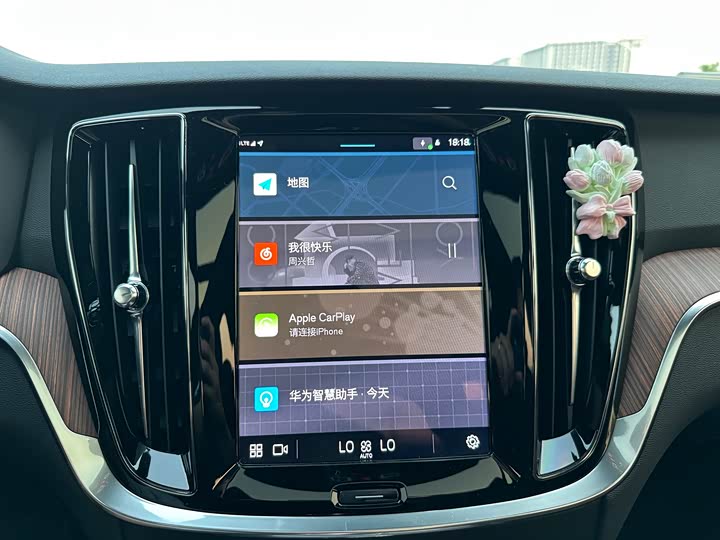 Фото 15 - Volvo S60