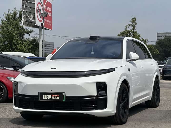 Фото 1 - LiXiang L7