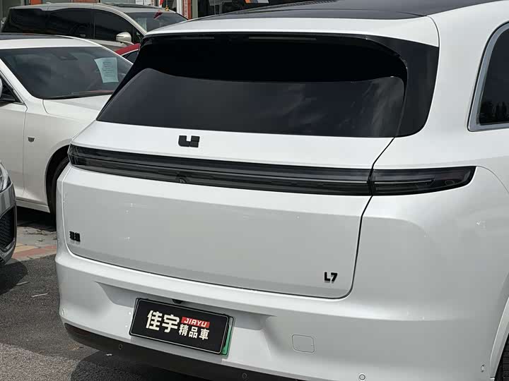 Фото 10 - LiXiang L7