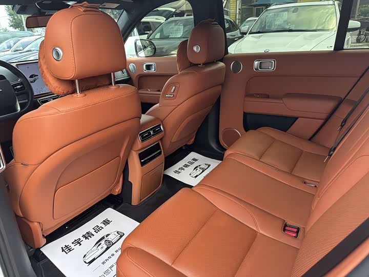 Фото 15 - LiXiang L7