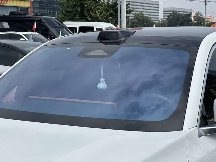 Фото 8 - LiXiang L7