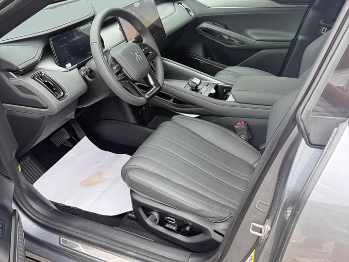 Фото 4 - BYD Song L