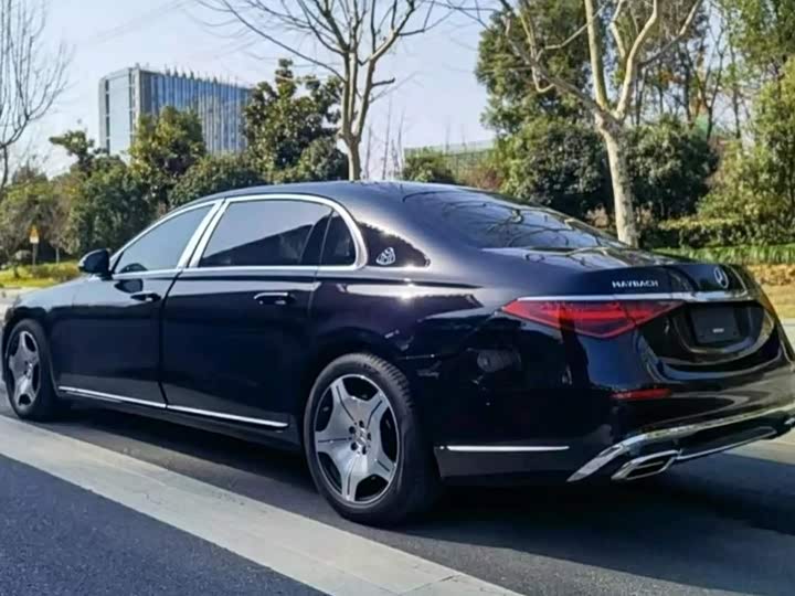 Фото 4 - Mercedes-Benz Maybach S-Class