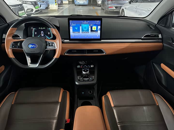 Фото 12 - BYD E2