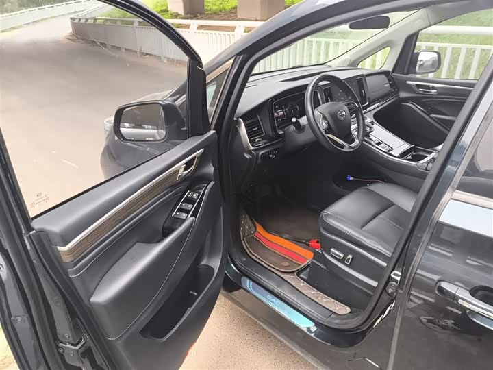 Фото 16 - GAC Trumpchi M8