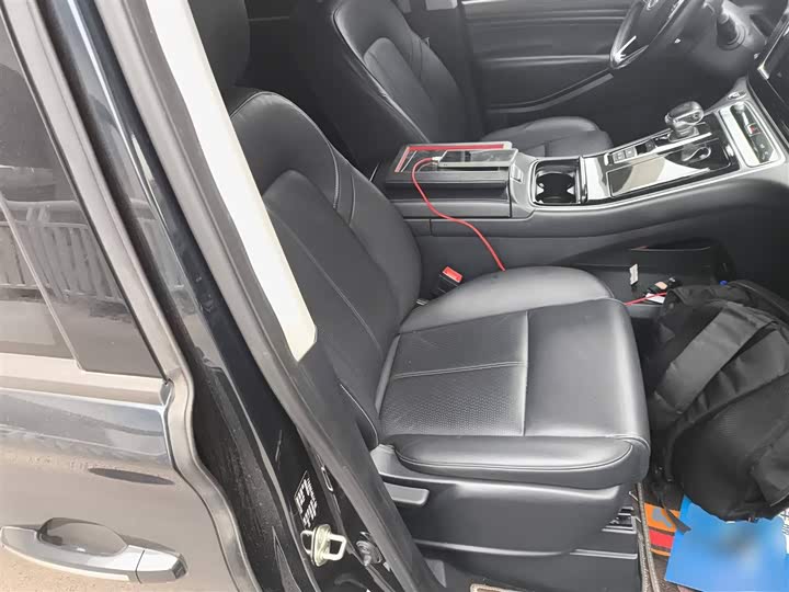 Фото 25 - GAC Trumpchi M8