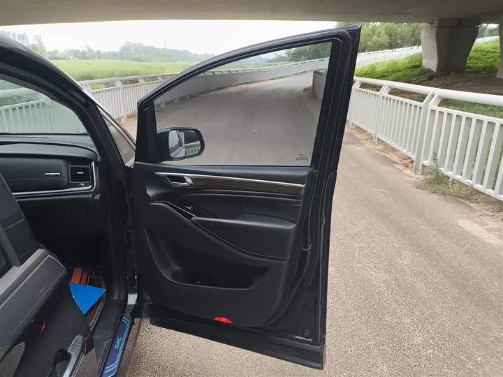 Фото 26 - GAC Trumpchi M8