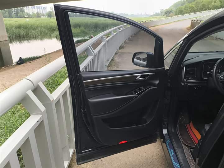 Фото 28 - GAC Trumpchi M8