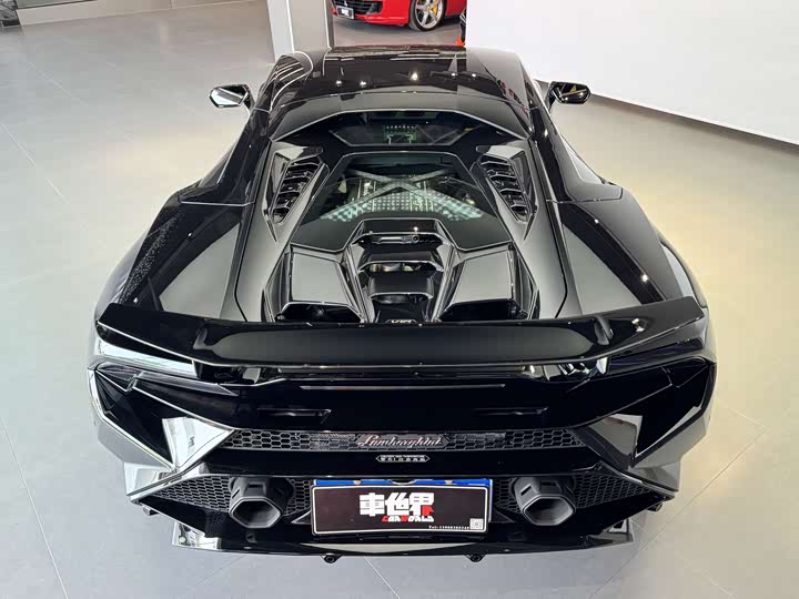 Фото 3 - Lamborghini Huracán