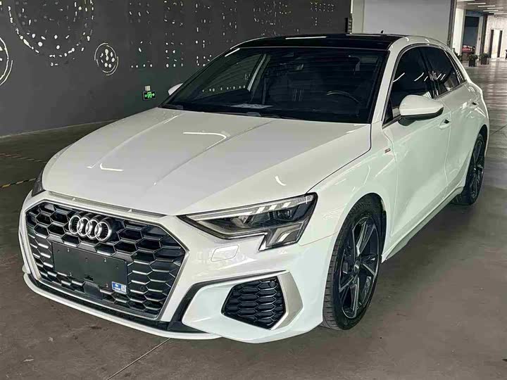 Фото 1 - Audi A3